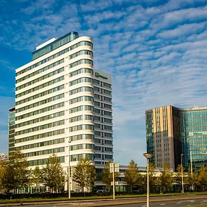 3* Szálloda Express Arena Towers By Ihg
