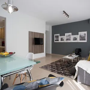https://polis-apartments.hotelschalkidiki.net