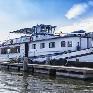 Tekne Nova, Amsterdam