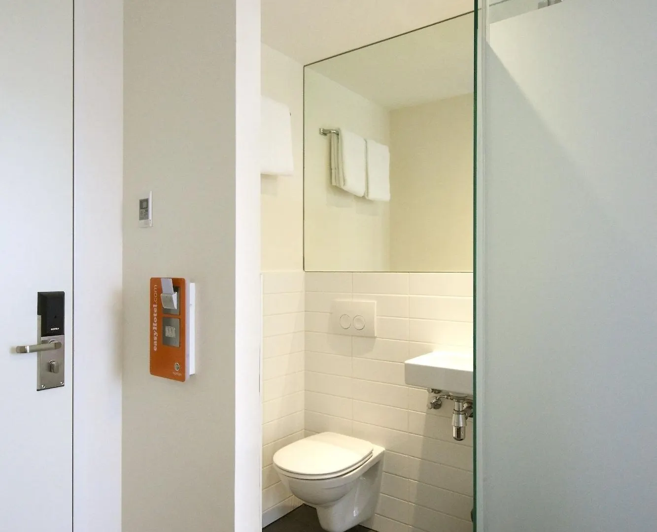 ** מלון Easyhotel Amsterdam City Centre South הולנד