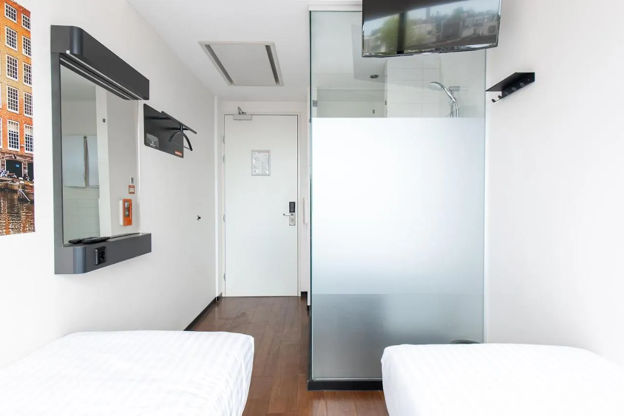 ** Hotel Easyhotel Amsterdam City Centre South Netherlands