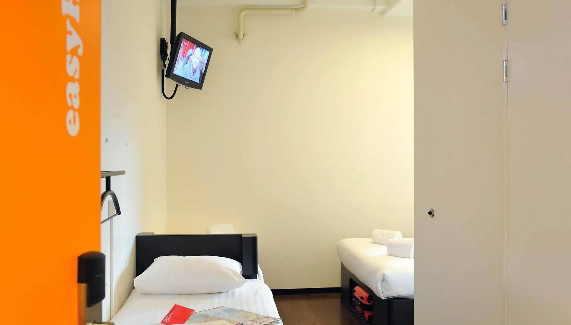 Easyhotel Amsterdam City Centre South Netherlands