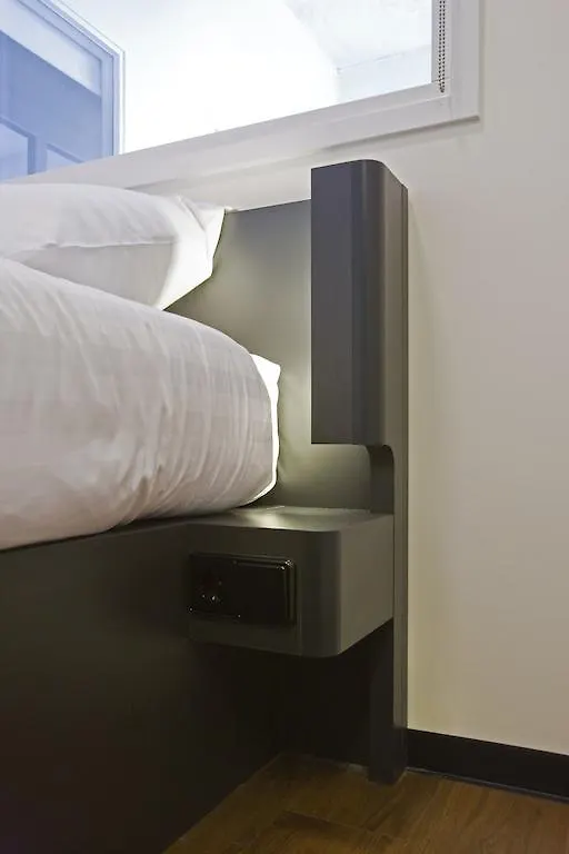 Easyhotel Amsterdam City Centre South
