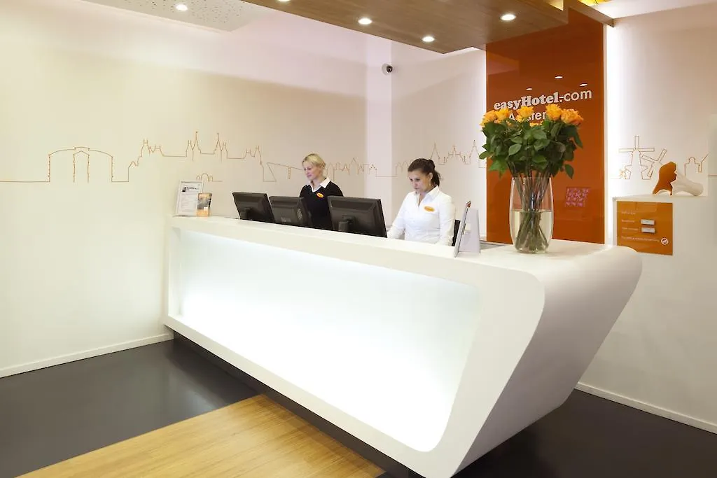Easyhotel Amsterdam City Centre South Netherlands