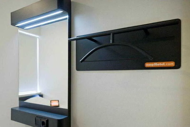 ** Hotel Easyhotel Amsterdam City Centre South Netherlands